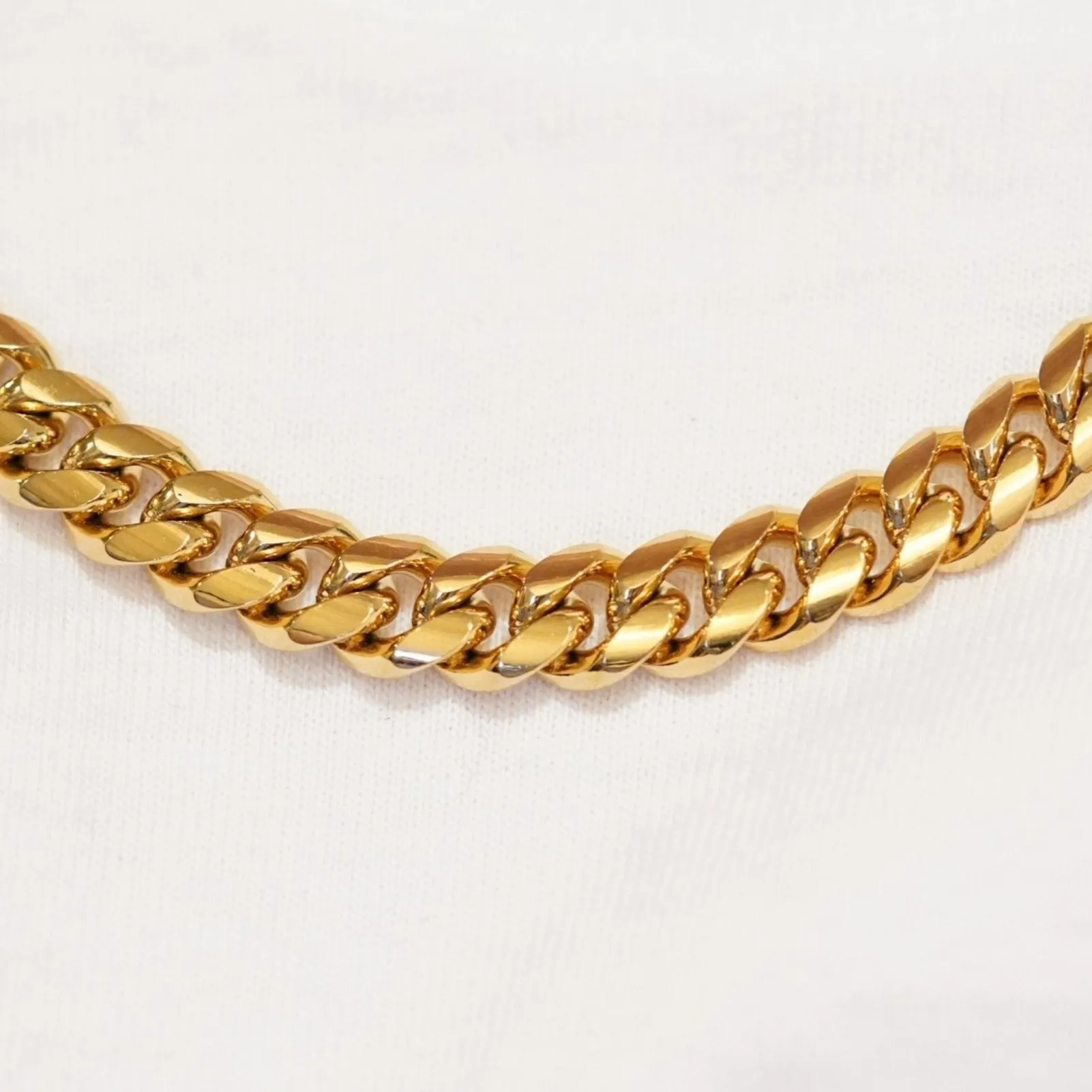 8mm Cuban Chain (Iced Clasp)