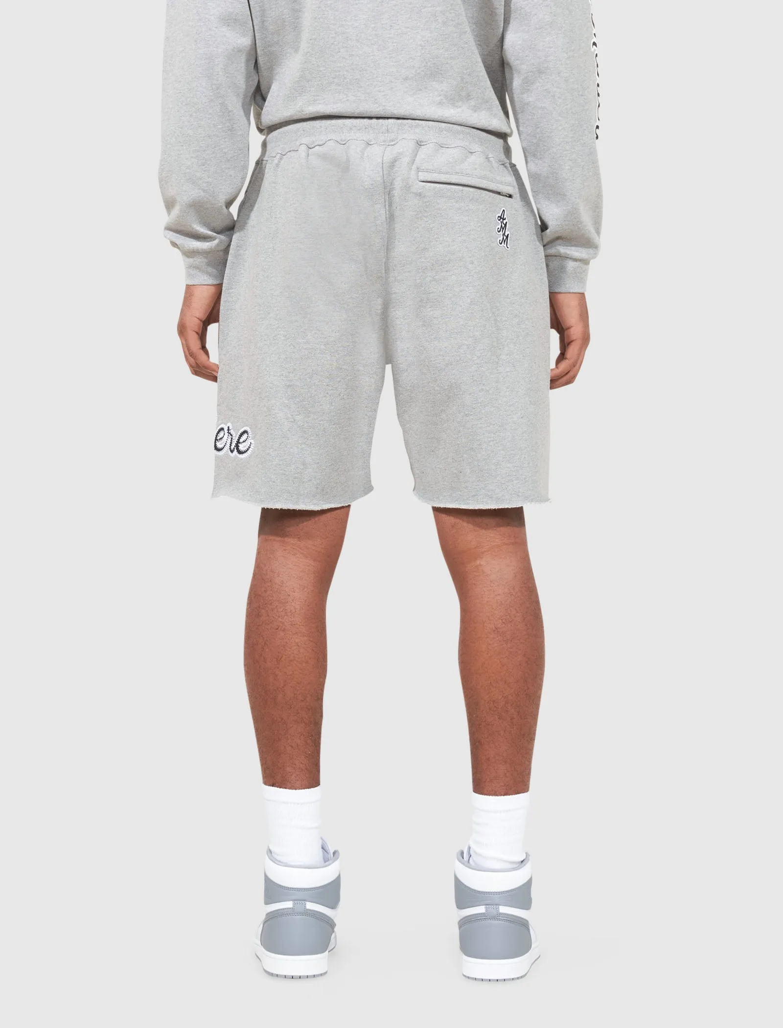 AMM CURSIVE SWEATSHORT