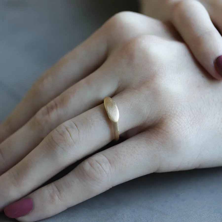 Ancient Texture Oval Signet Ring •