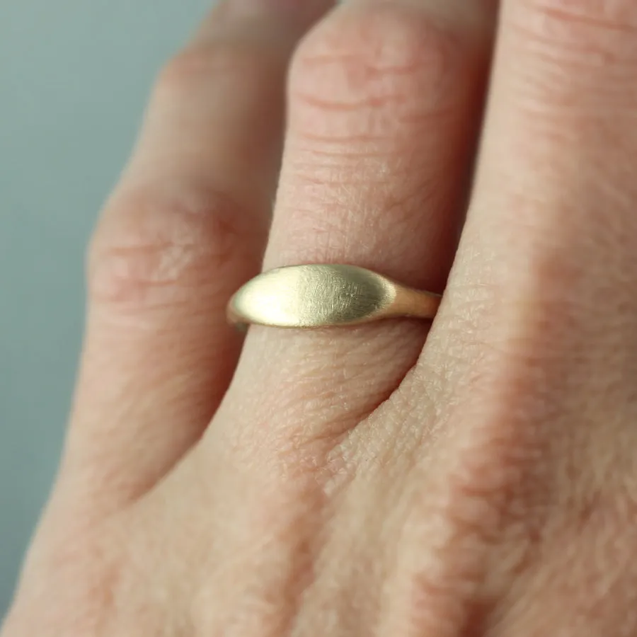 Ancient Texture Oval Signet Ring •