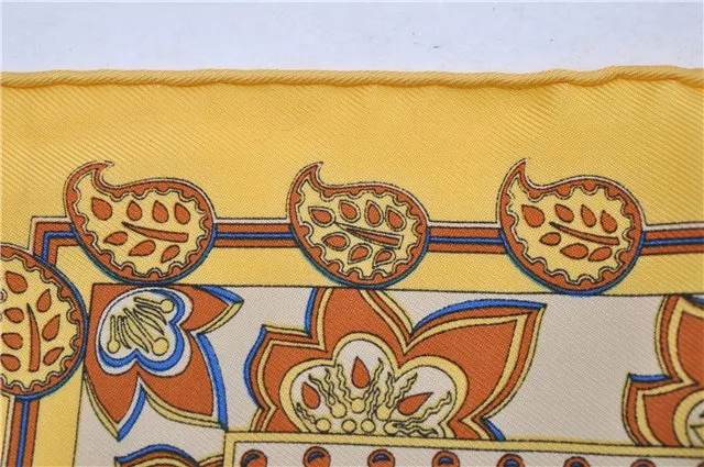 Auth HERMES Petit Carre 40 Scarf Handkerchief "Chasse en INDE" Silk Yellow 7622D