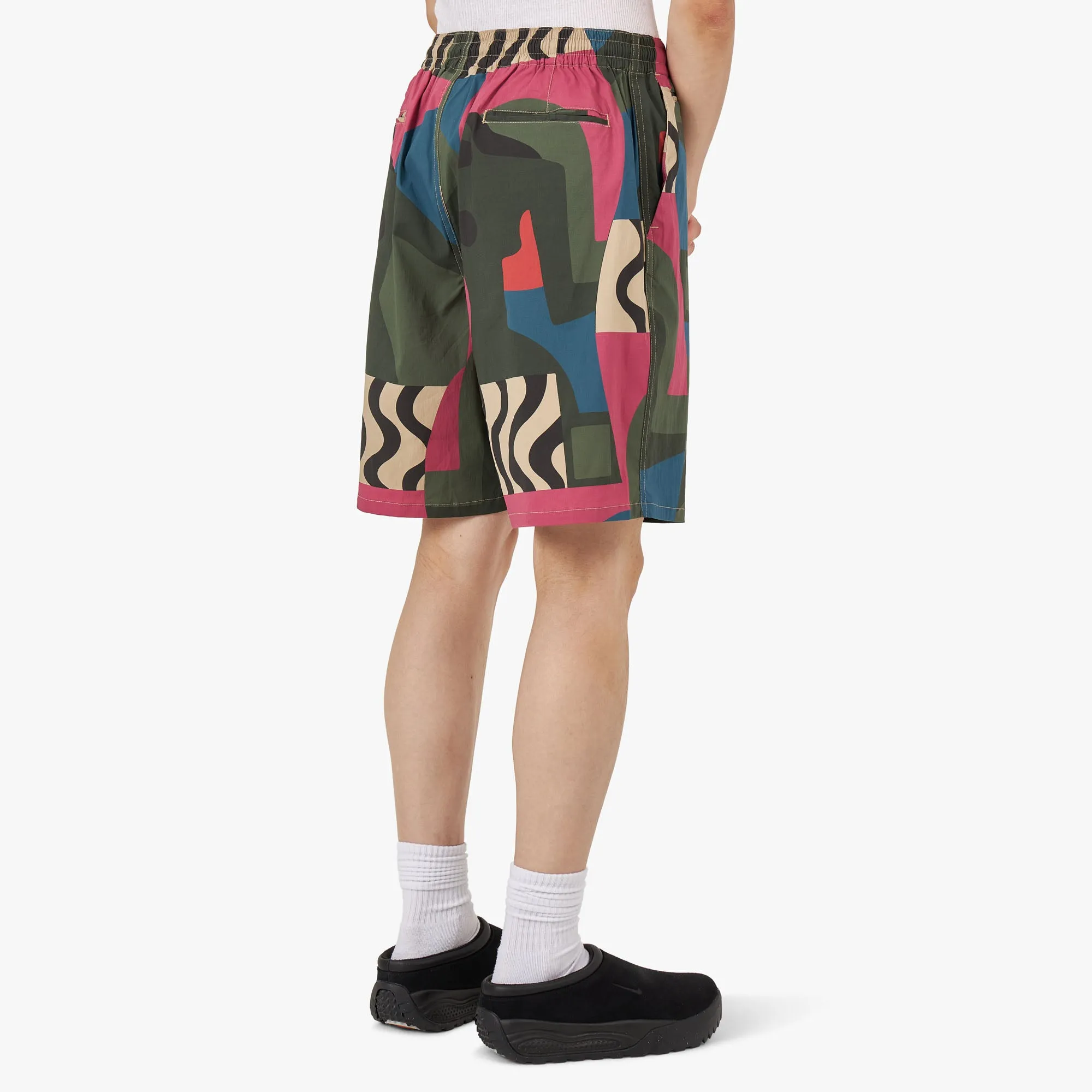 by Parra Distorted Camo Shorts / Pink