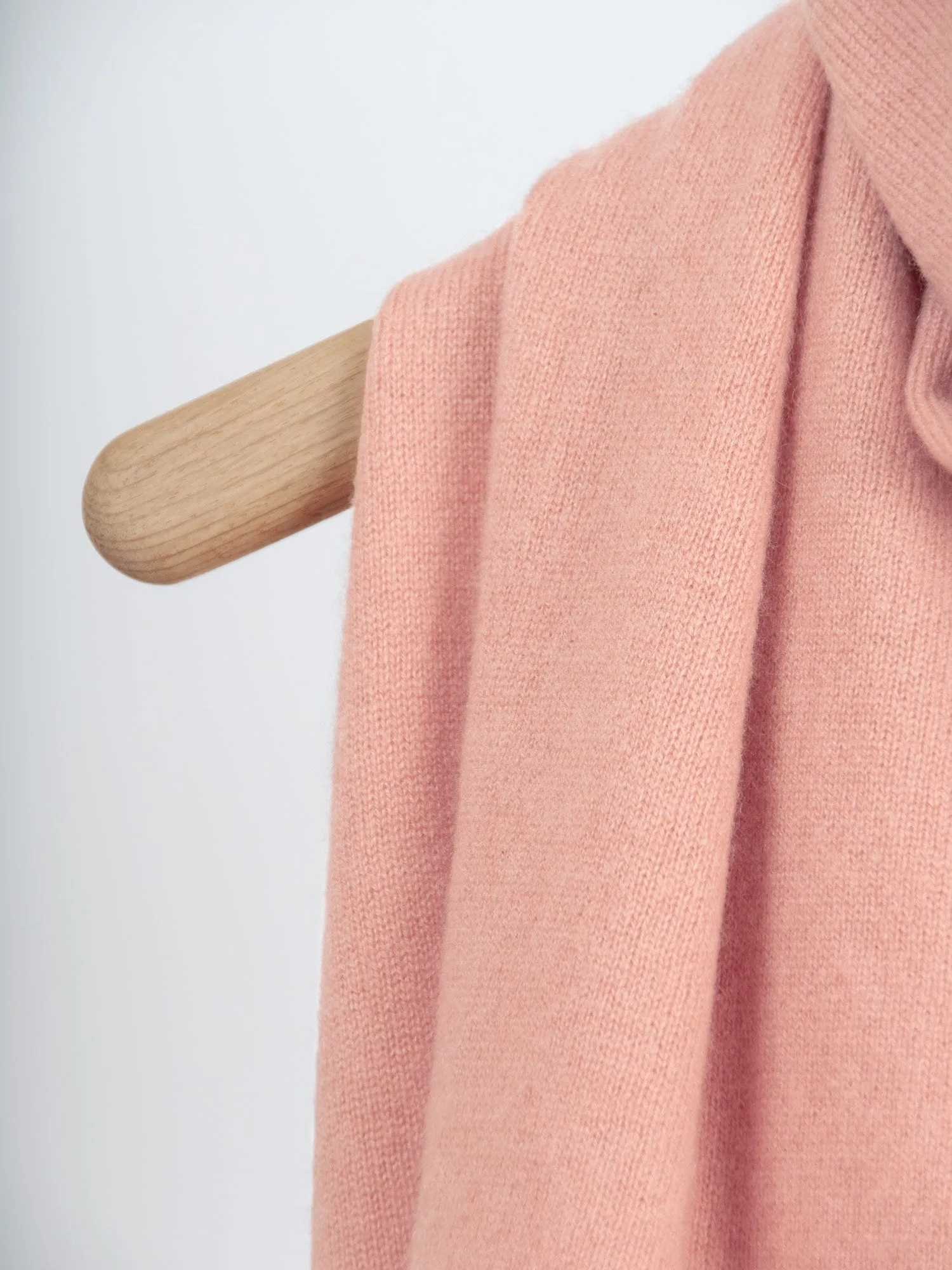 Cashmere scarf "Signature" - peachy pink