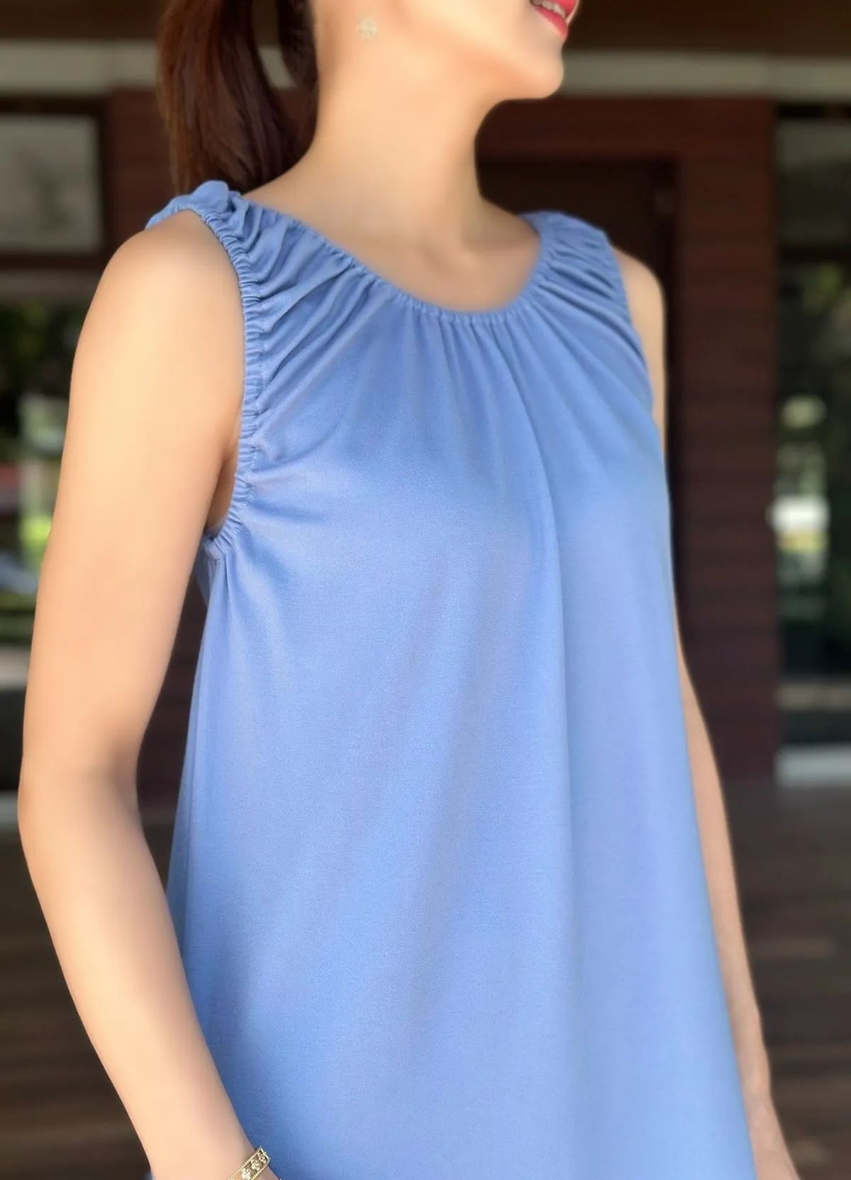 Fender Top Pleated Sleeveless Dress in Blue