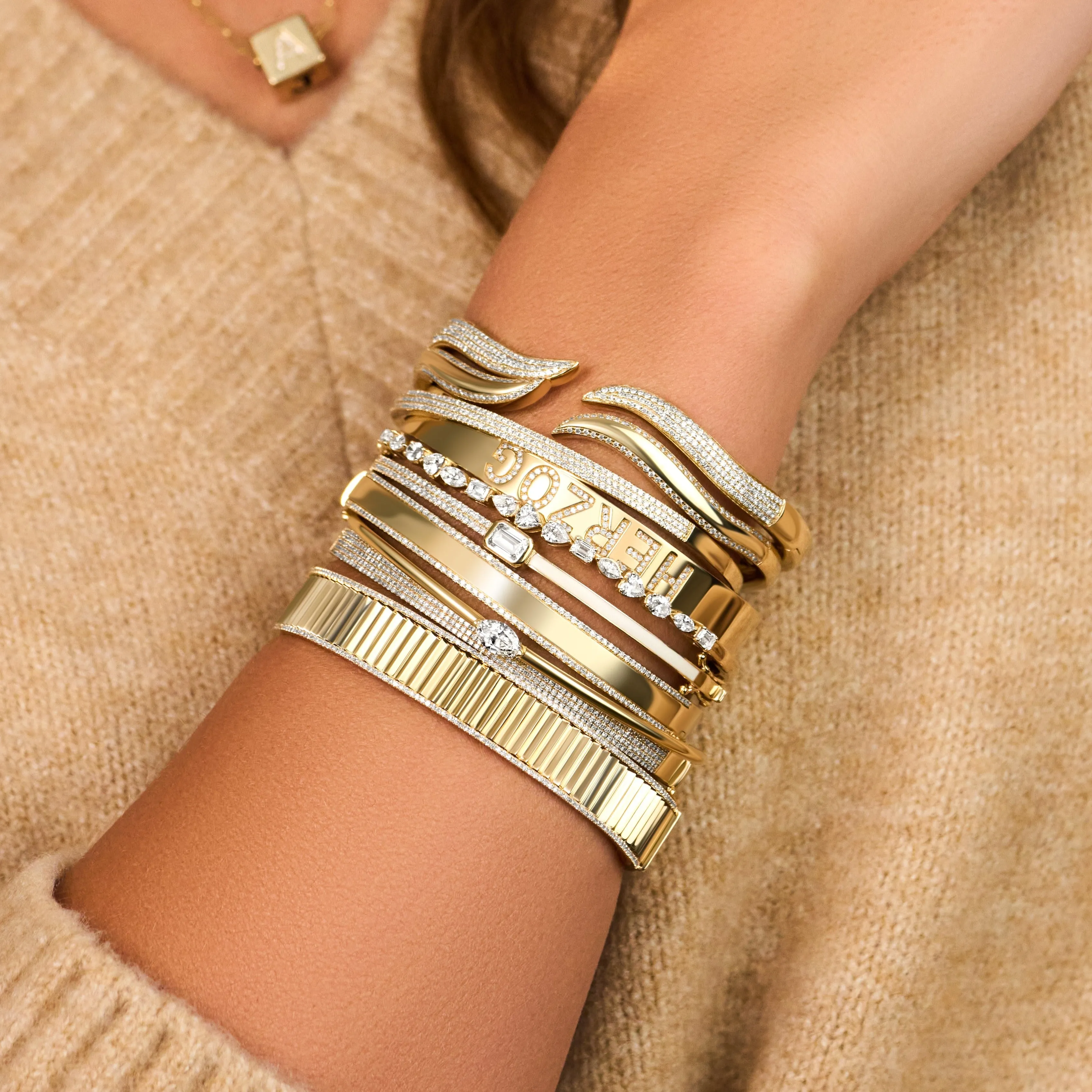 Fluted Pave Outline Bangle