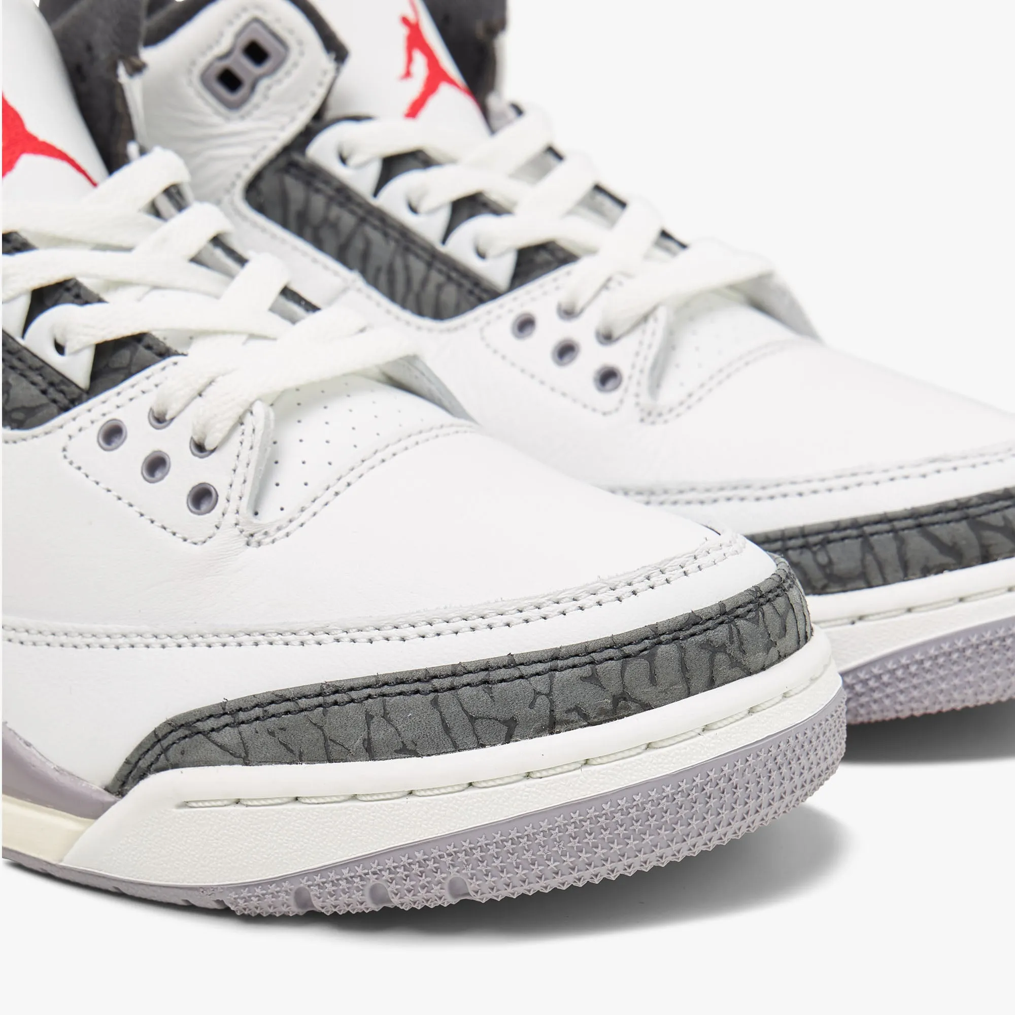 Jordan 3 Retro Summit White / Fire Red - Cement Grey