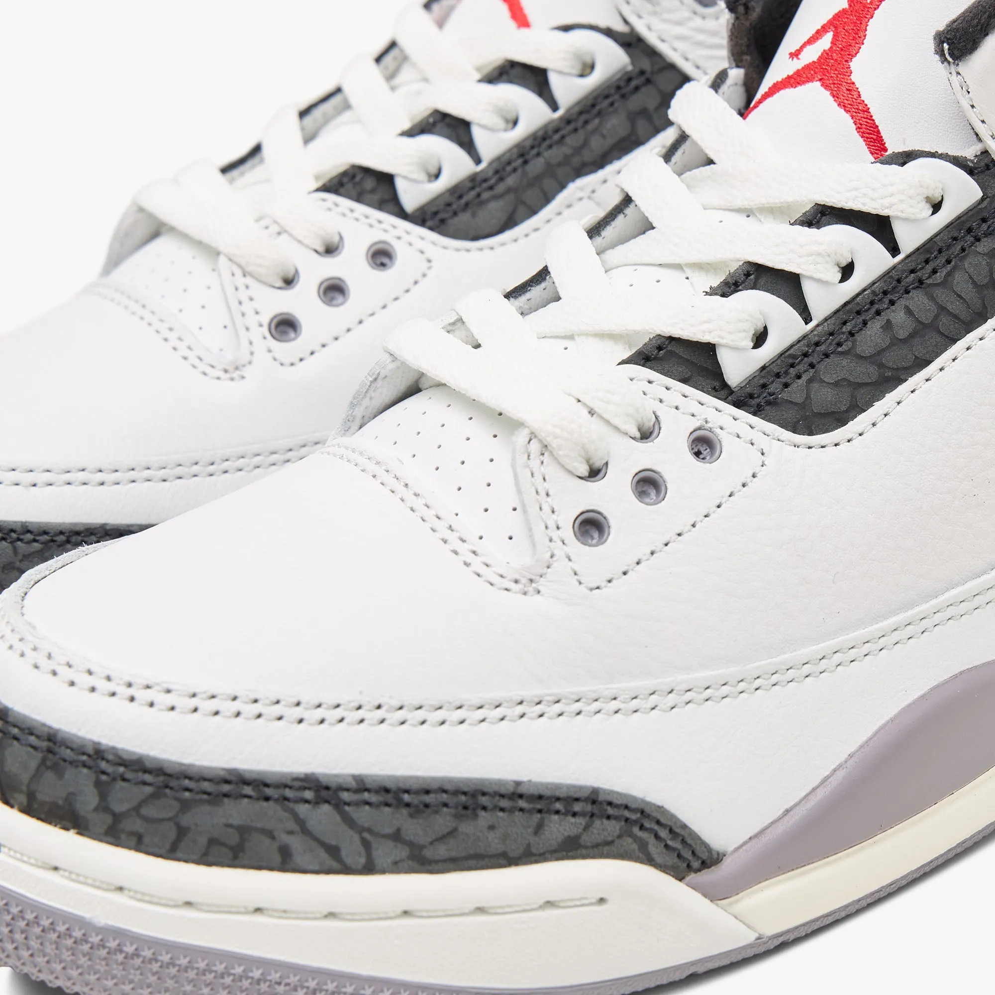 Jordan 3 Retro Summit White / Fire Red - Cement Grey