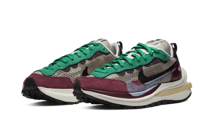 Nike Vaporwaffle Sacai Villain Red Neptune Green