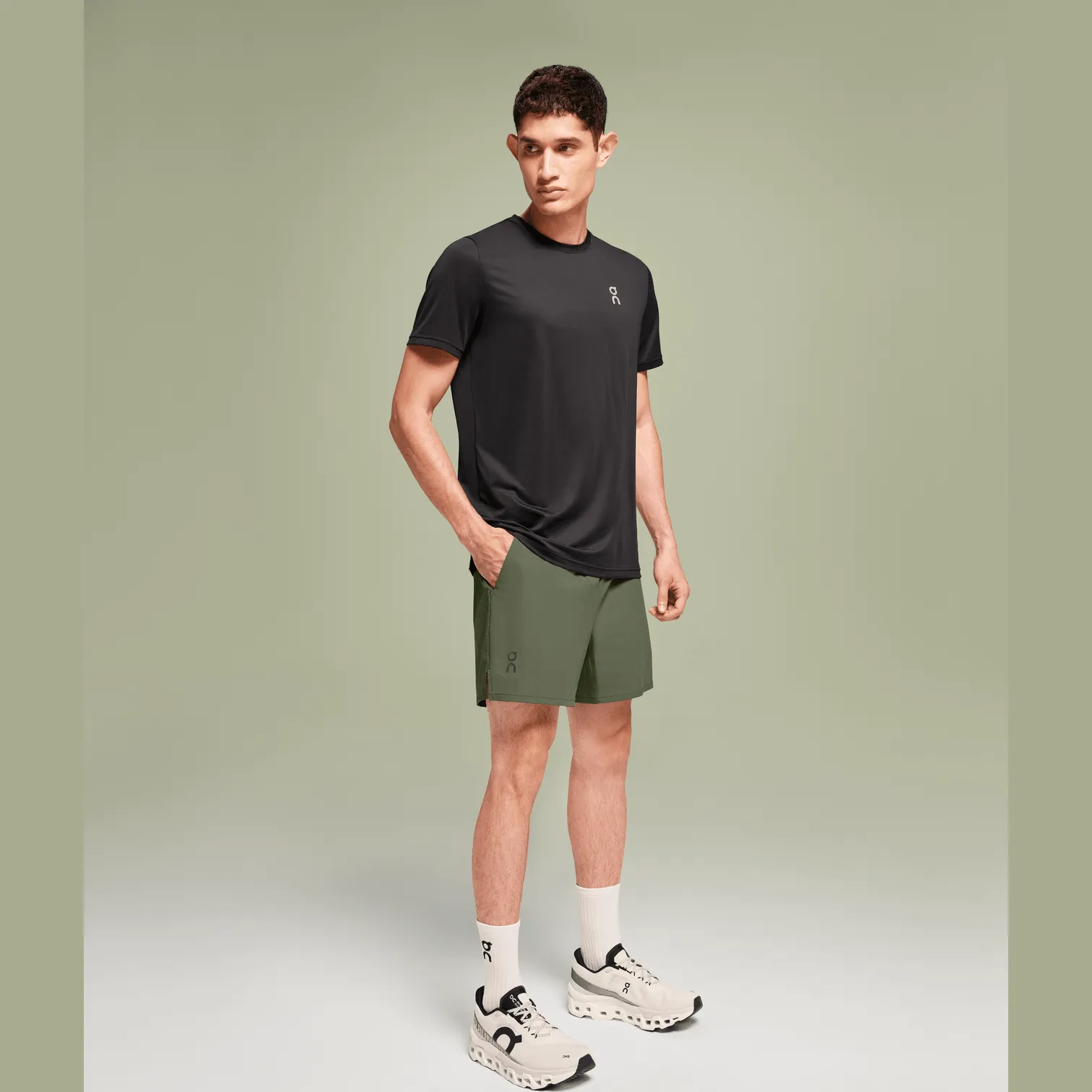 On Essential Shorts Mens