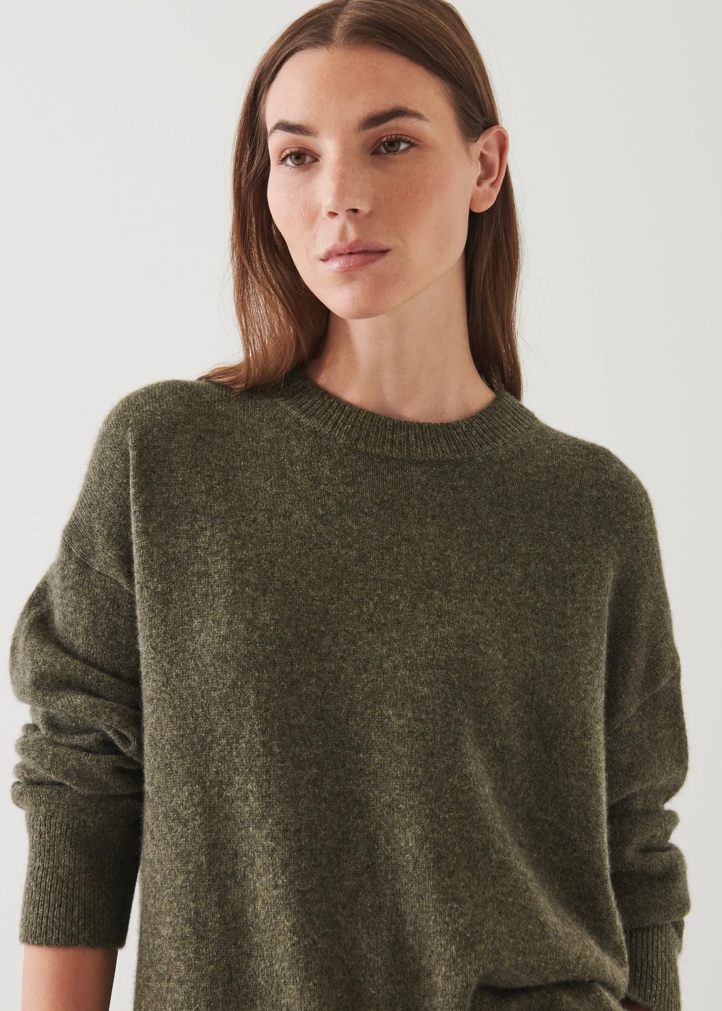 RELAXED CASHMERE CREWNECK