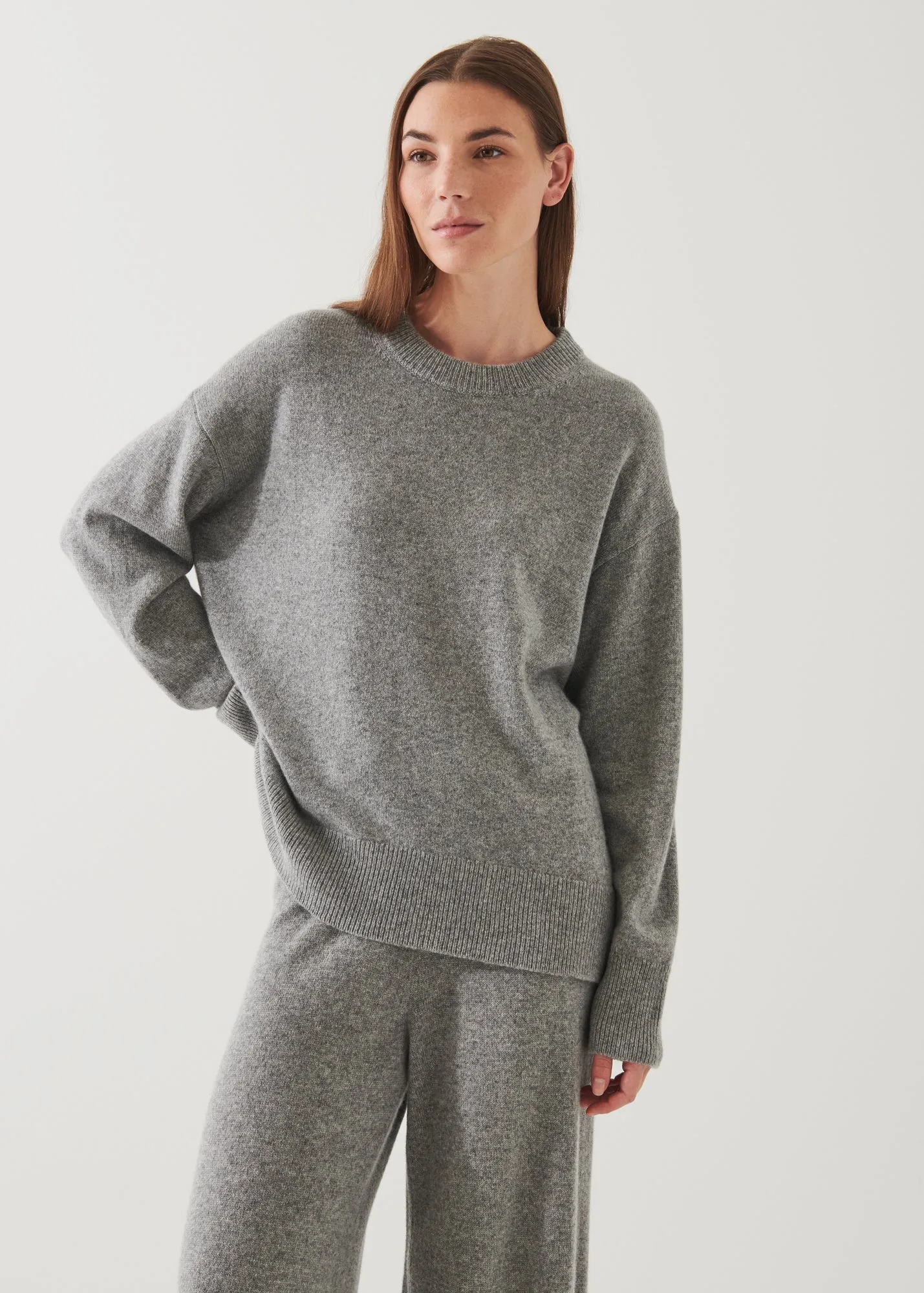 RELAXED CASHMERE CREWNECK