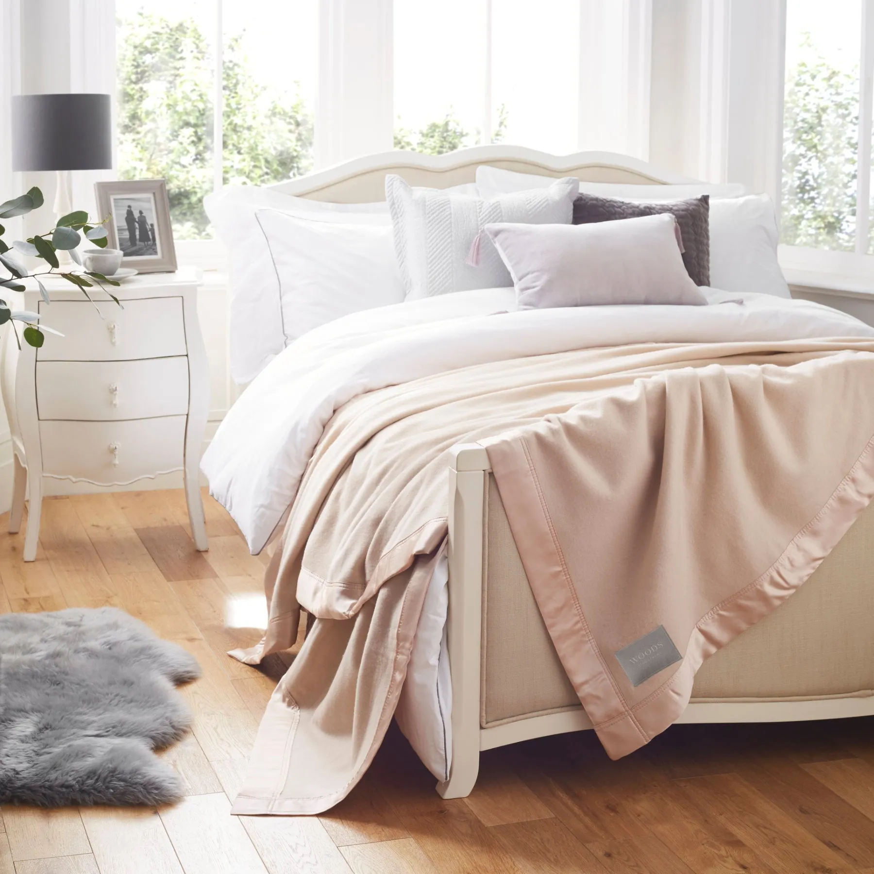 Woods '100% Cashmere' Luxury Blanket