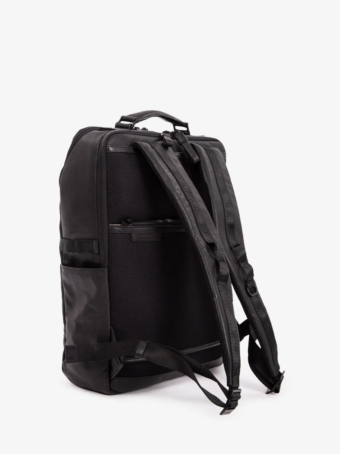 Zaino in pelle porta pc 15.6 nero